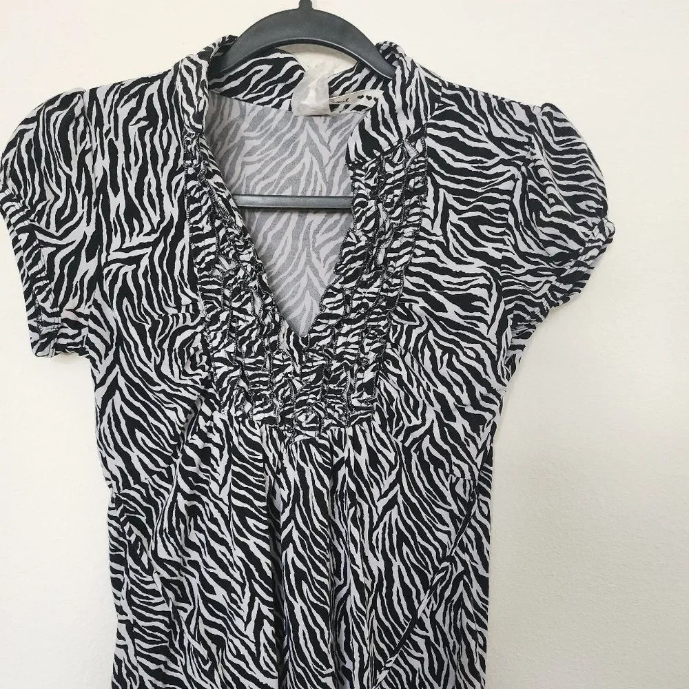 Vintage Y2k Heart Soul Ruffled V-Neck Blouse Size Medium